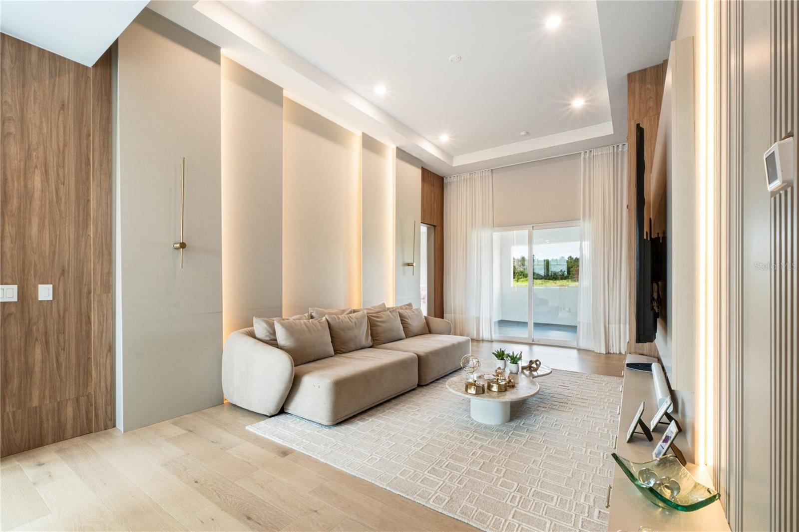 BELLA COLLINA EAST SUB - Residential