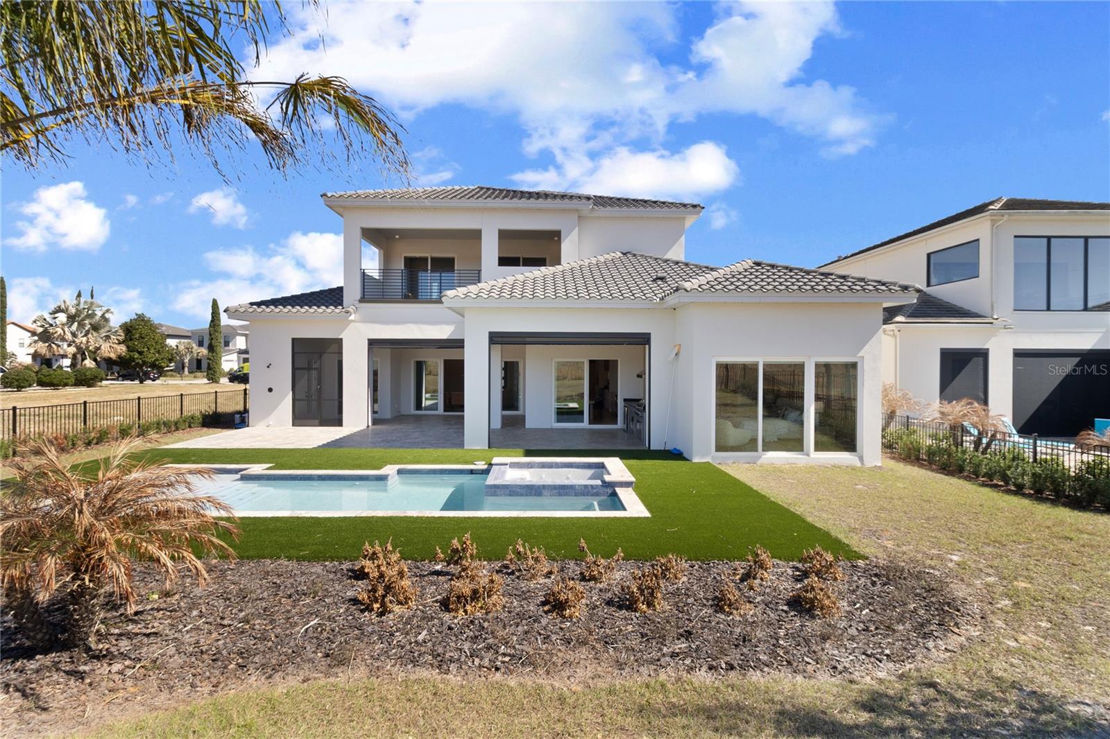 BELLA COLLINA EAST SUB - Residential