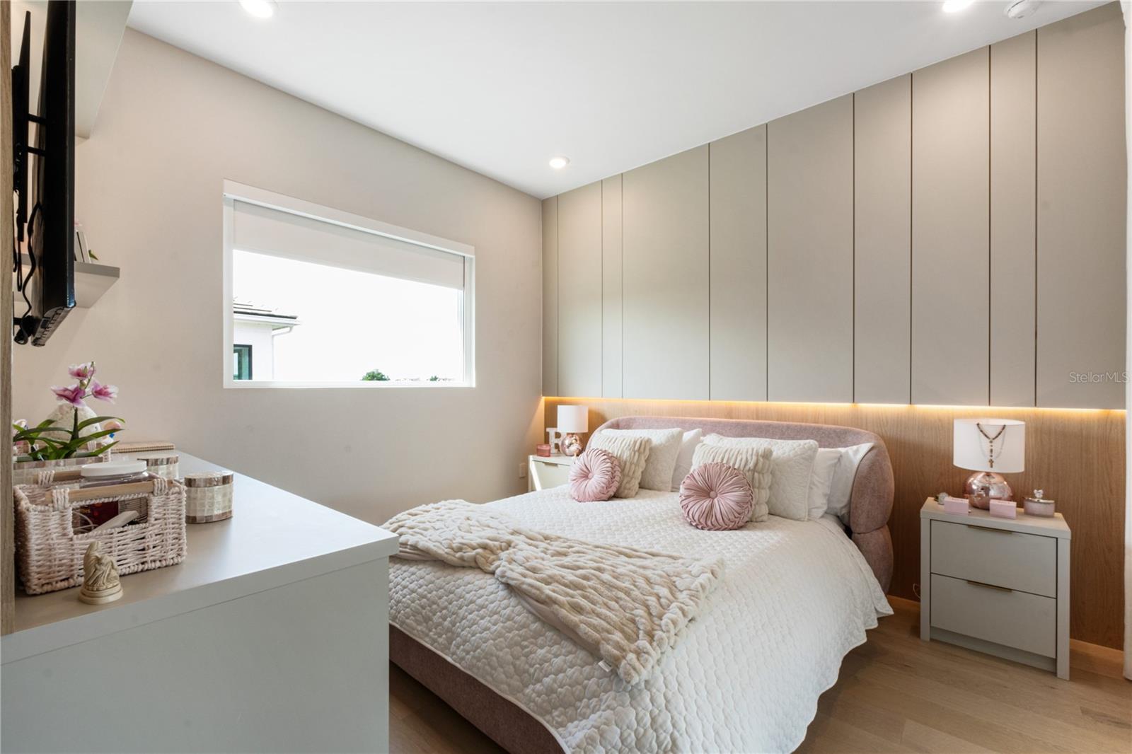 BELLA COLLINA EAST SUB - Residential