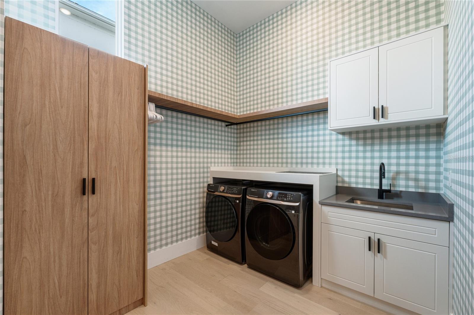 BELLA COLLINA EAST SUB - Residential