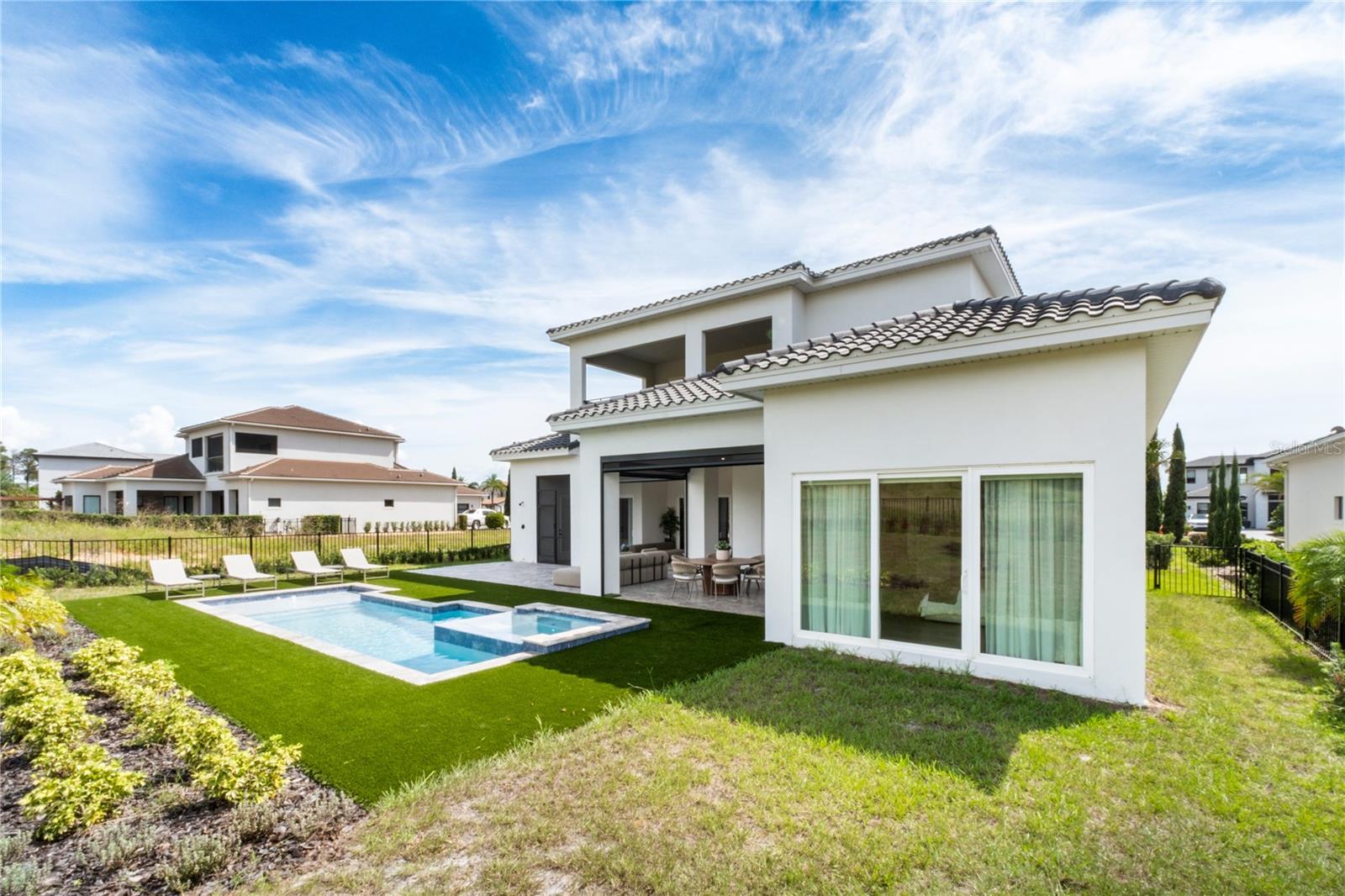 BELLA COLLINA EAST SUB - Residential