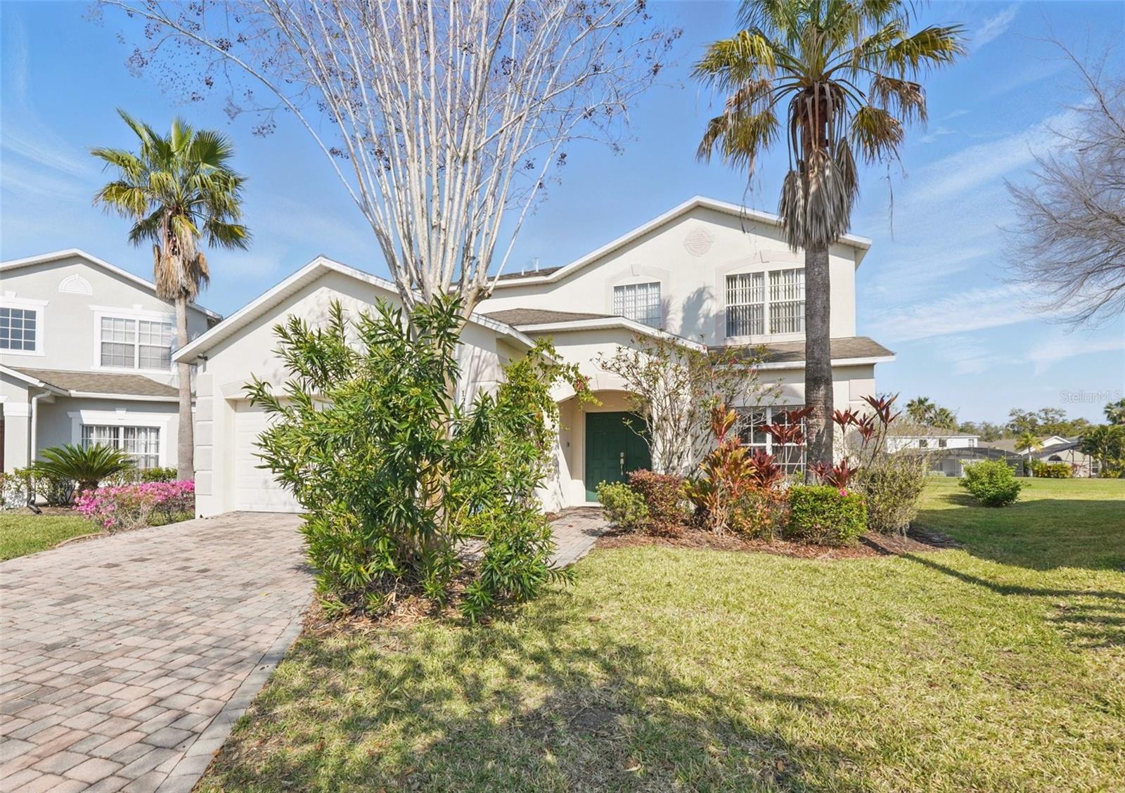 1207 WINDING CYPRESS COURT