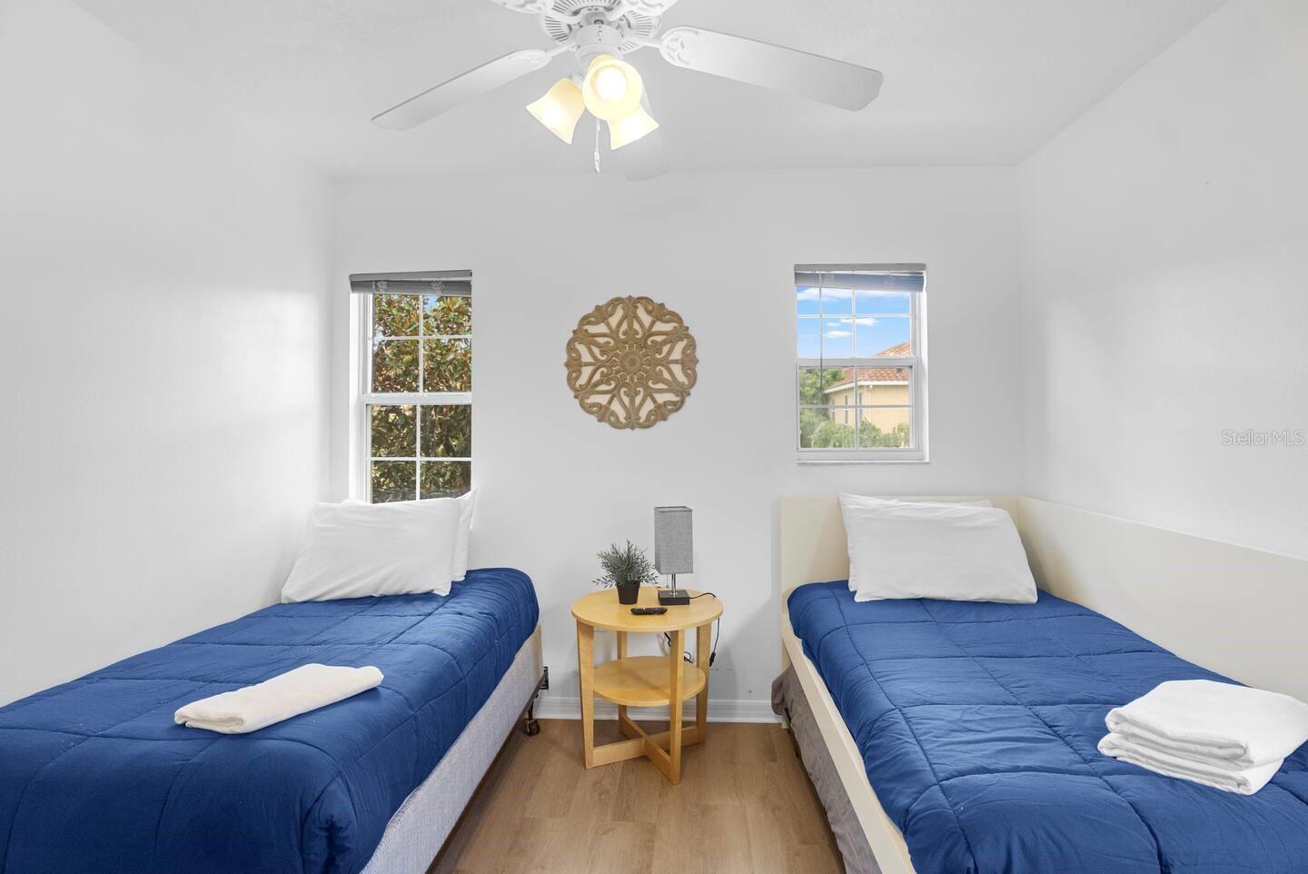 CRESTWYND BAY - Residential Lease