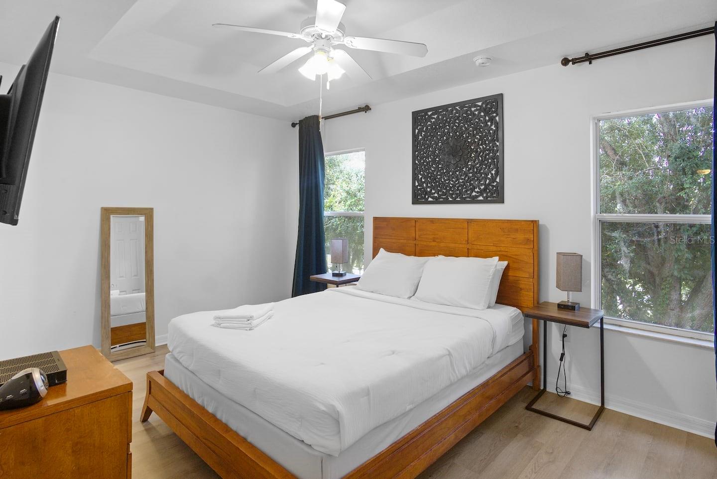 CRESTWYND BAY - Residential Lease