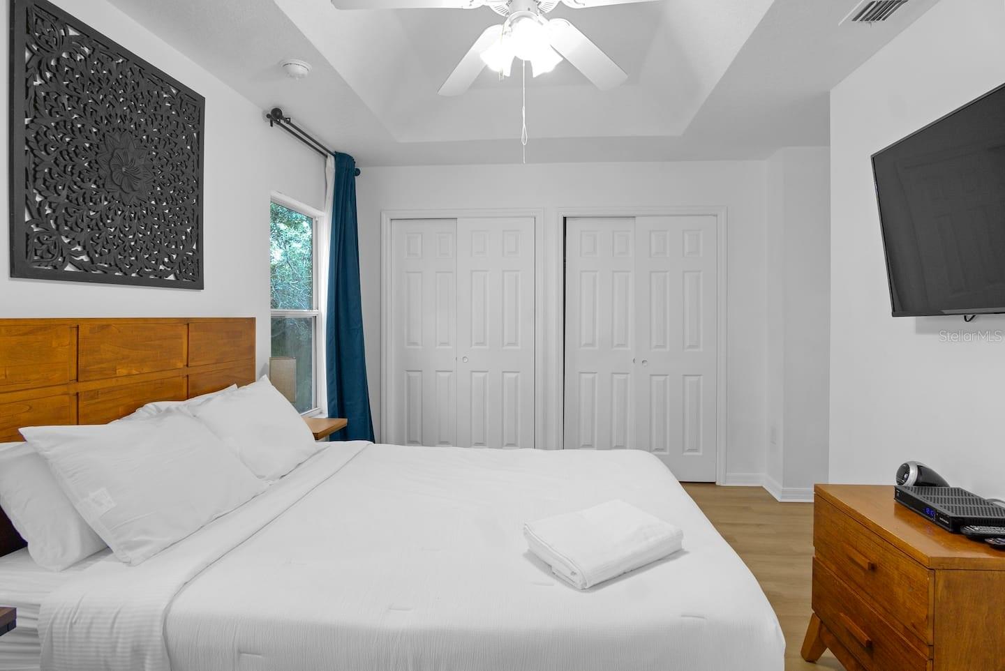 CRESTWYND BAY - Residential Lease