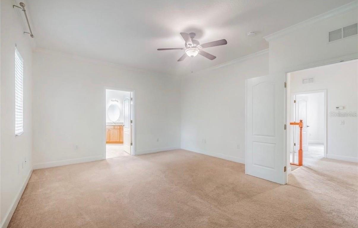 CLEVELAND PARK - Residential Lease