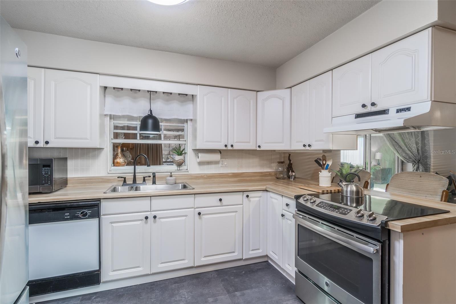 FORT KING ACRES - Residential