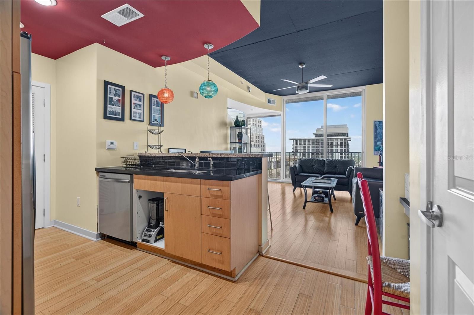 155 S COURT AVENUE 2514