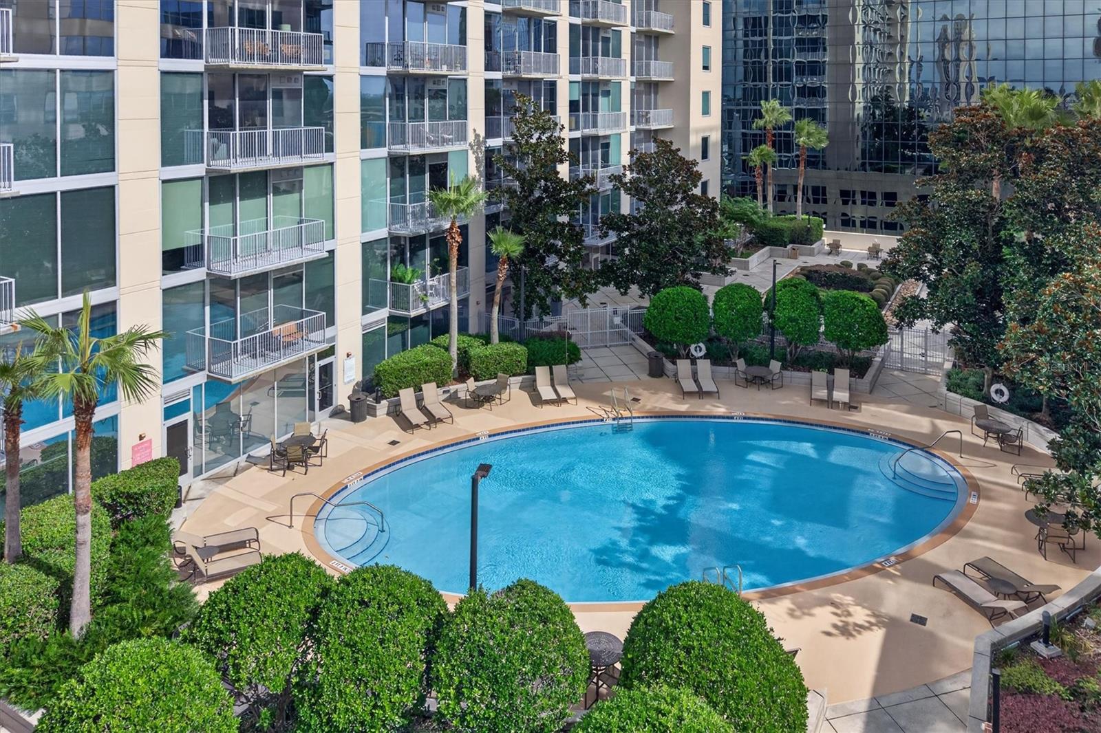 155 S COURT AVENUE 2514