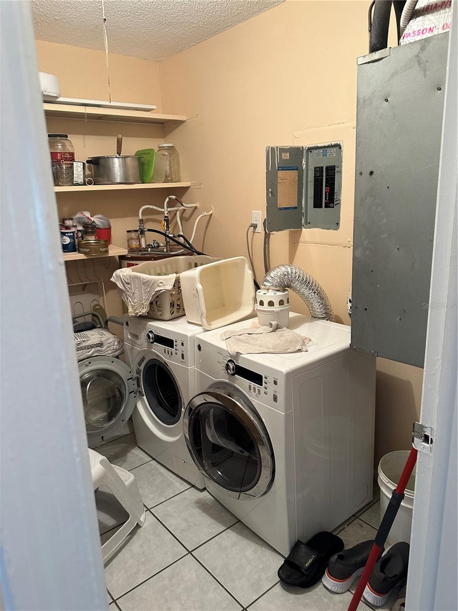 BRANDYCHASE A CONDO - Residential Lease