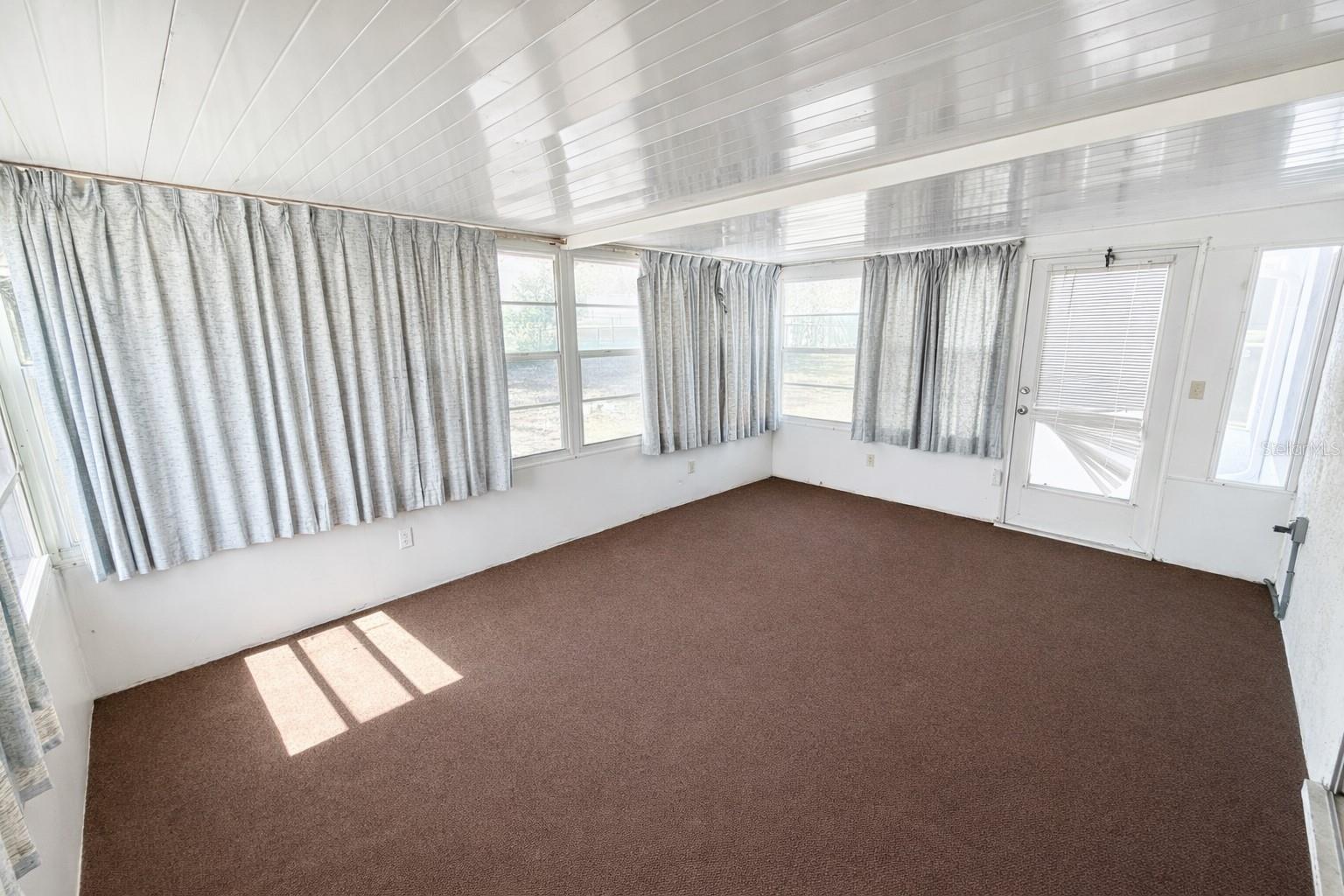 BEVERLY HILLS UNIT 08 PH 02 - Residential