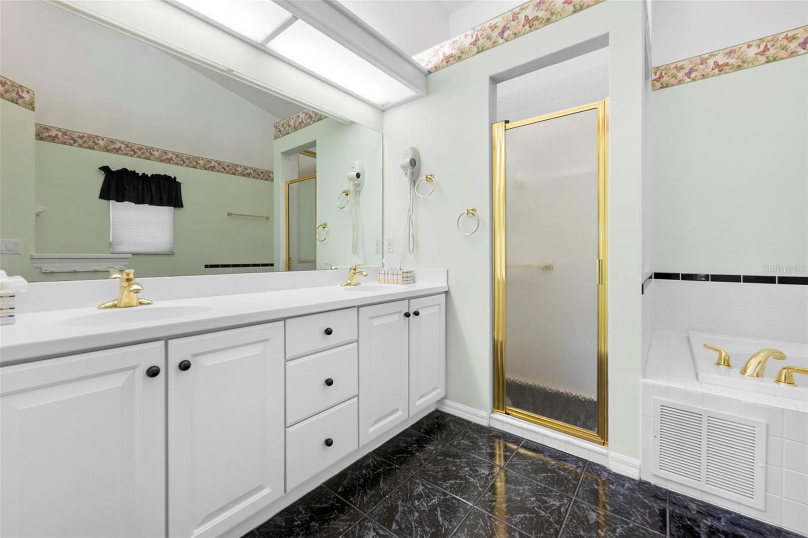 HERITAGE PINES VILLAGE 02 REP - Residential