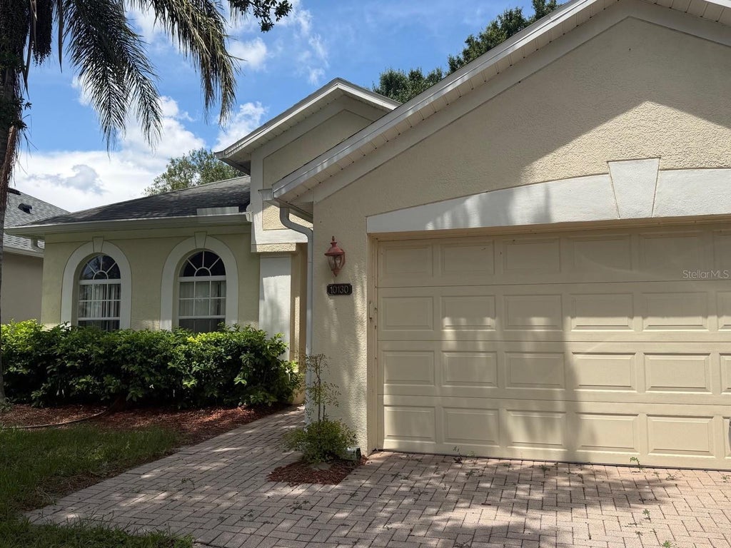 Photo of 10130 Shadow Creek Drive, Orlando, FL 32832 (MLS # O6437313)