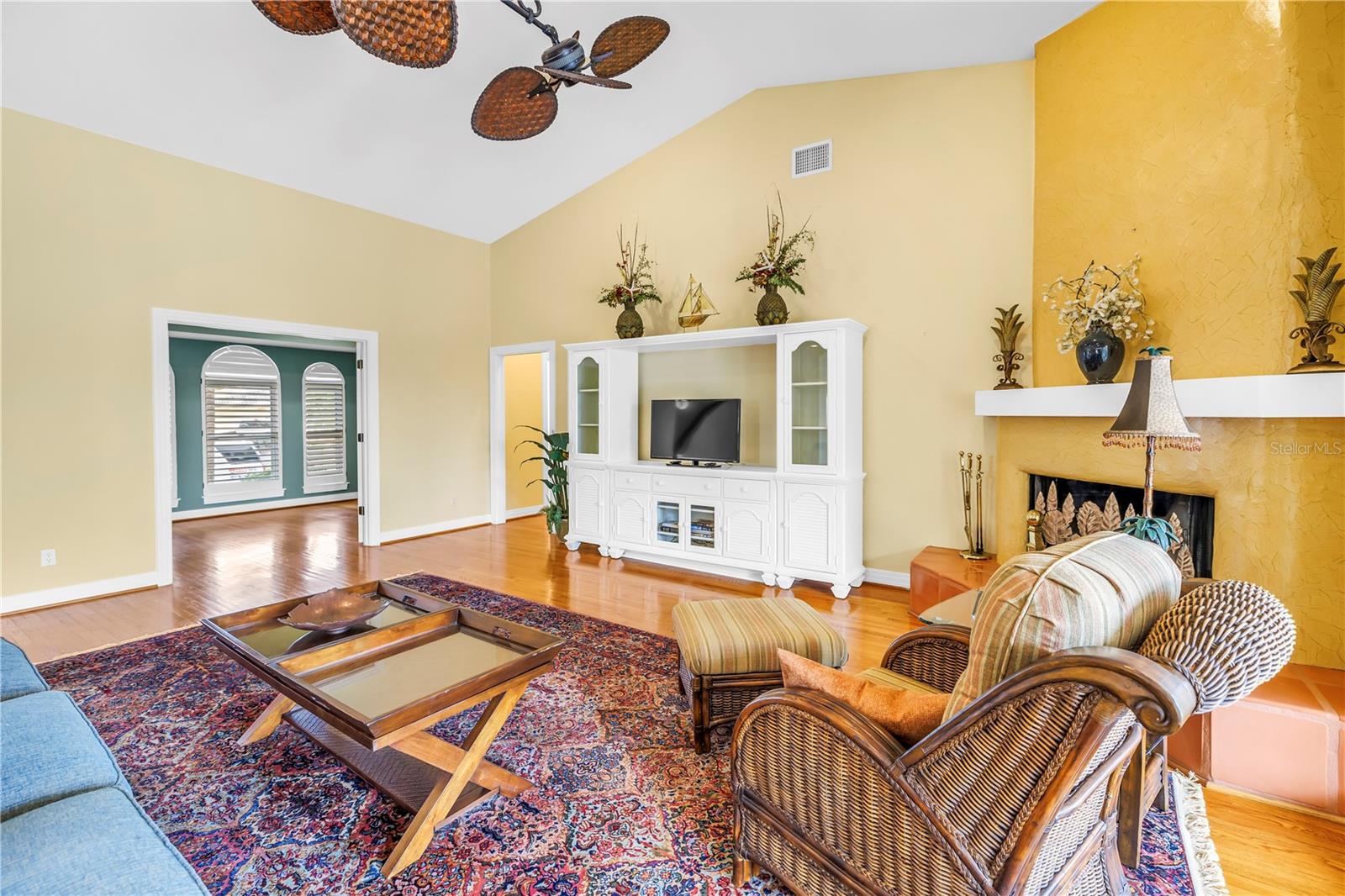 BAYWAY ISLES - Residential