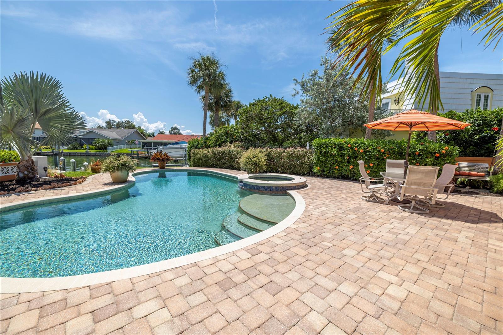 BAYWAY ISLES - Residential