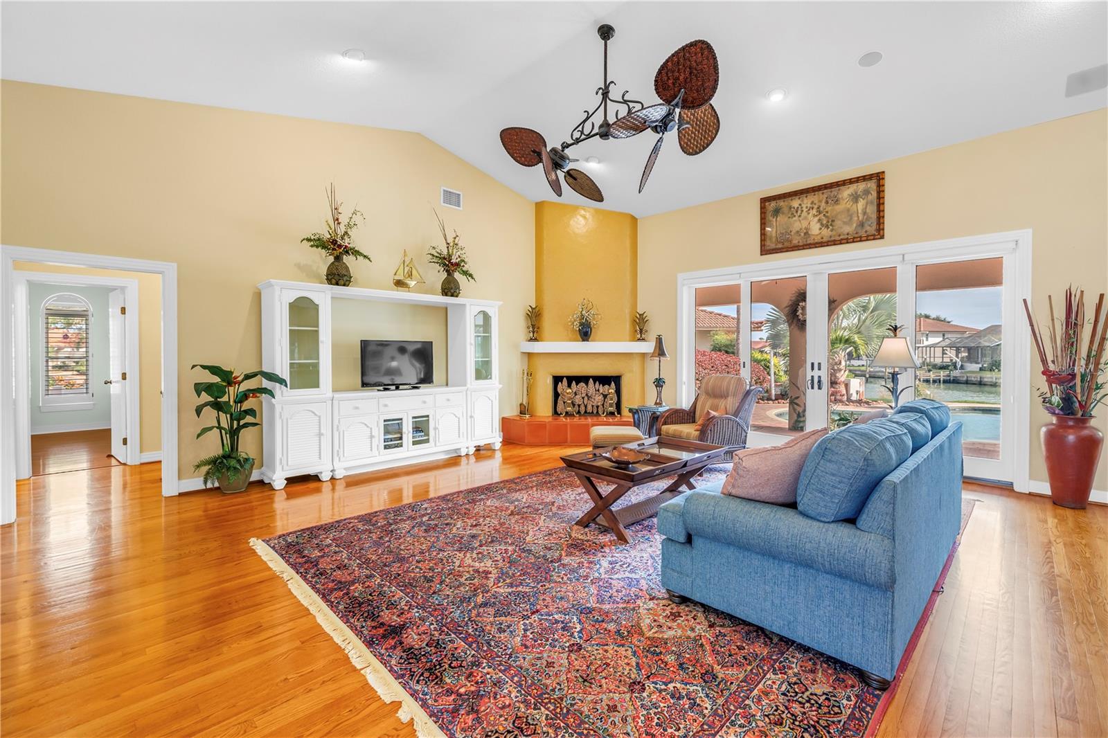 BAYWAY ISLES - Residential