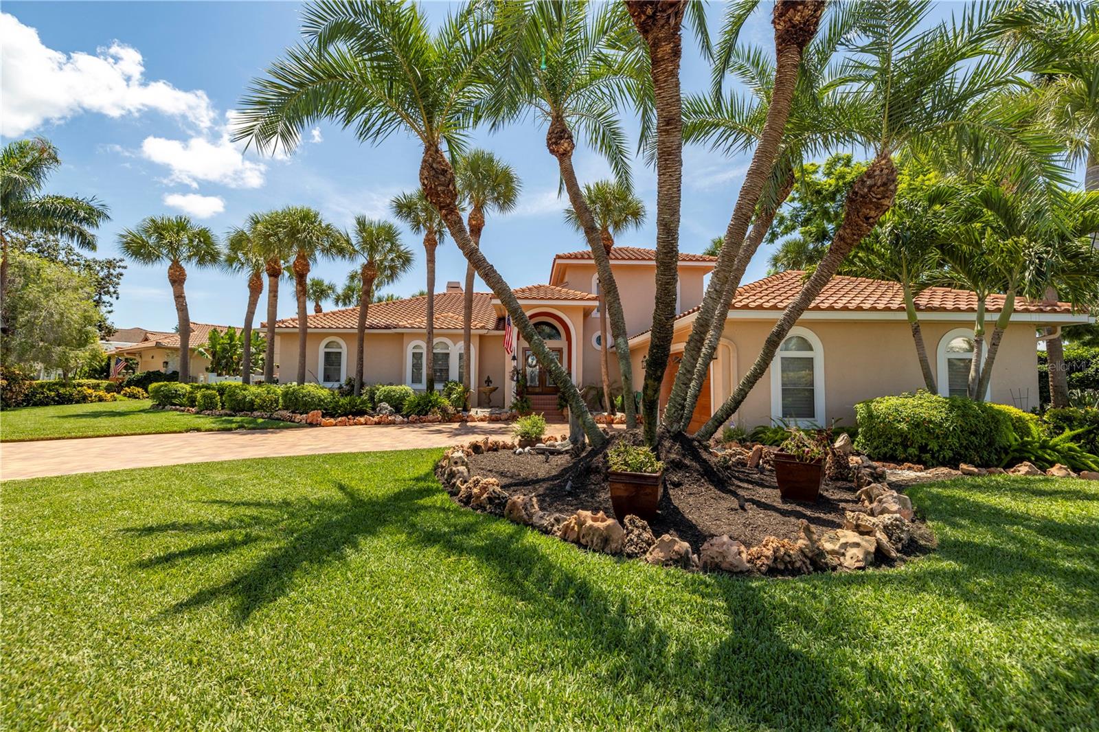 BAYWAY ISLES - Residential