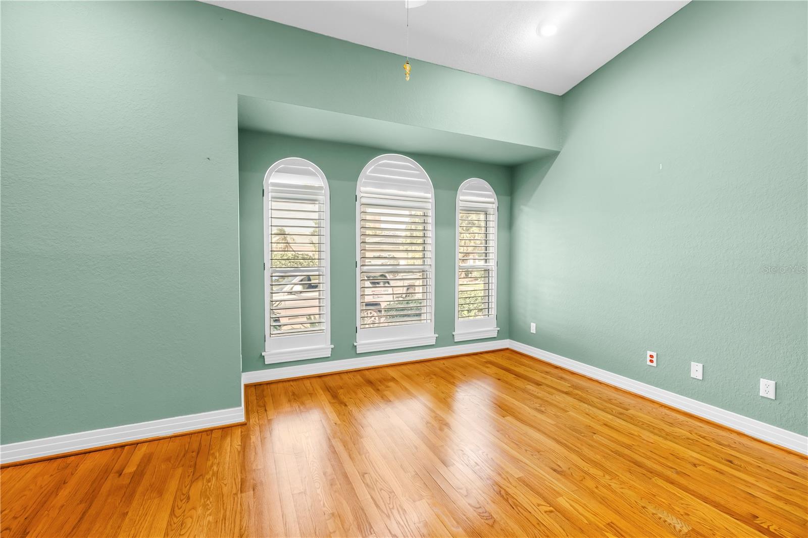 BAYWAY ISLES - Residential