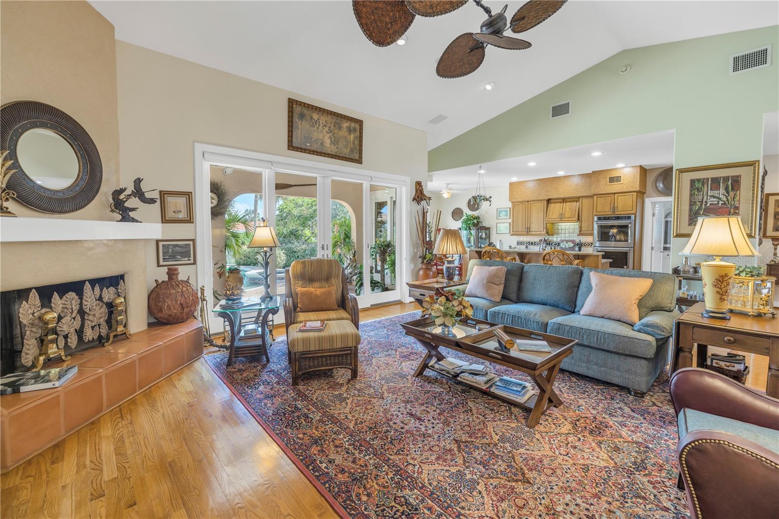 BAYWAY ISLES - Residential