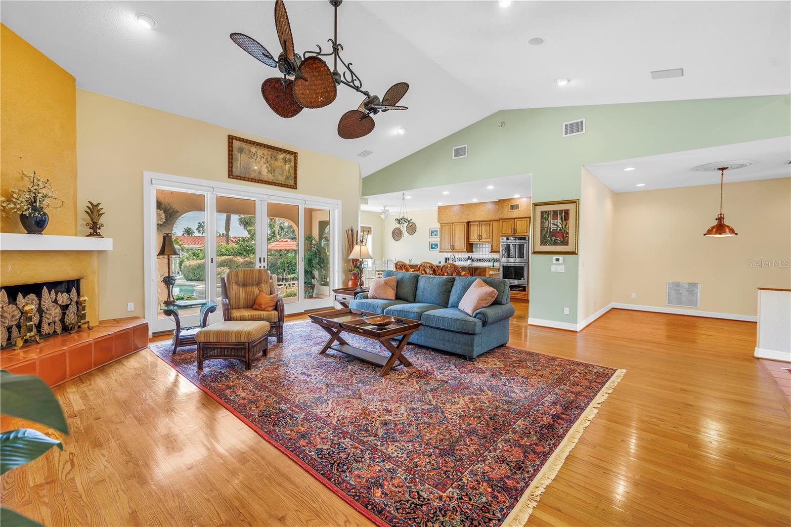 BAYWAY ISLES - Residential