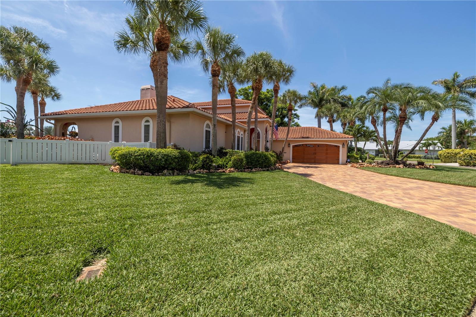 BAYWAY ISLES - Residential