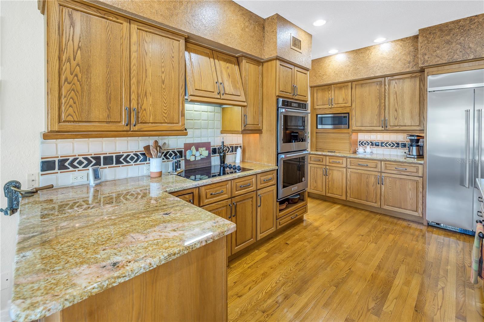 BAYWAY ISLES - Residential