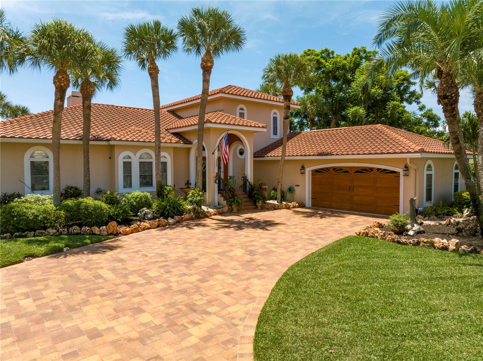 BAYWAY ISLES - Residential