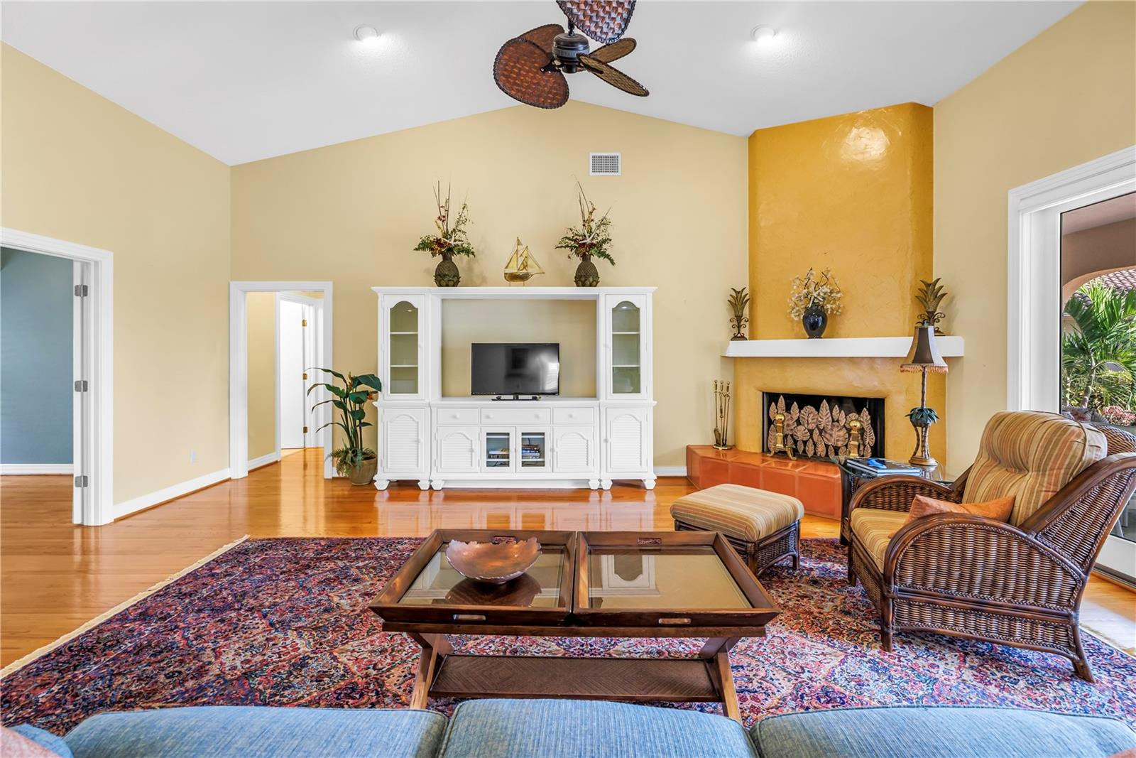 BAYWAY ISLES - Residential