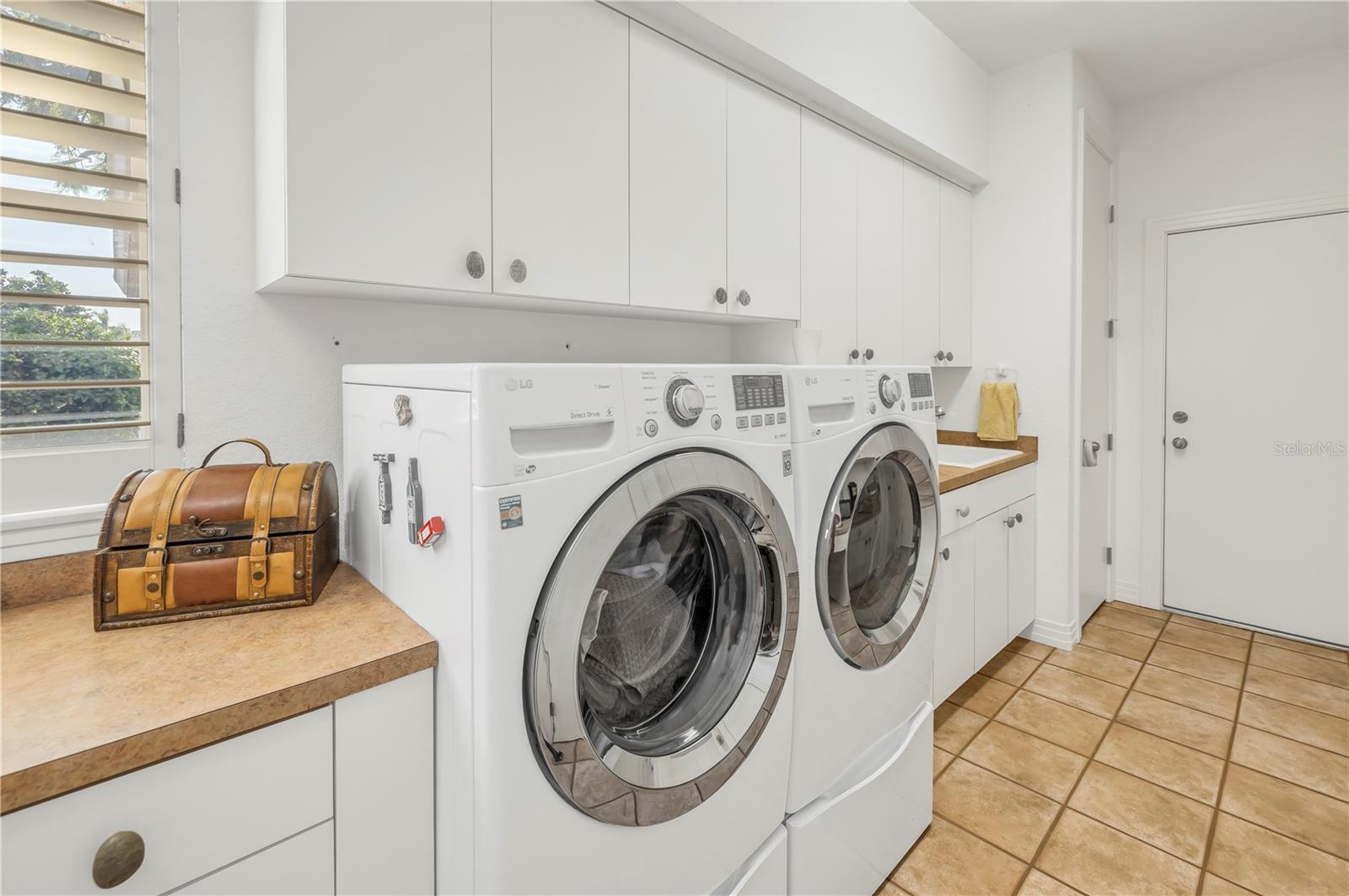 BAYWAY ISLES - Residential