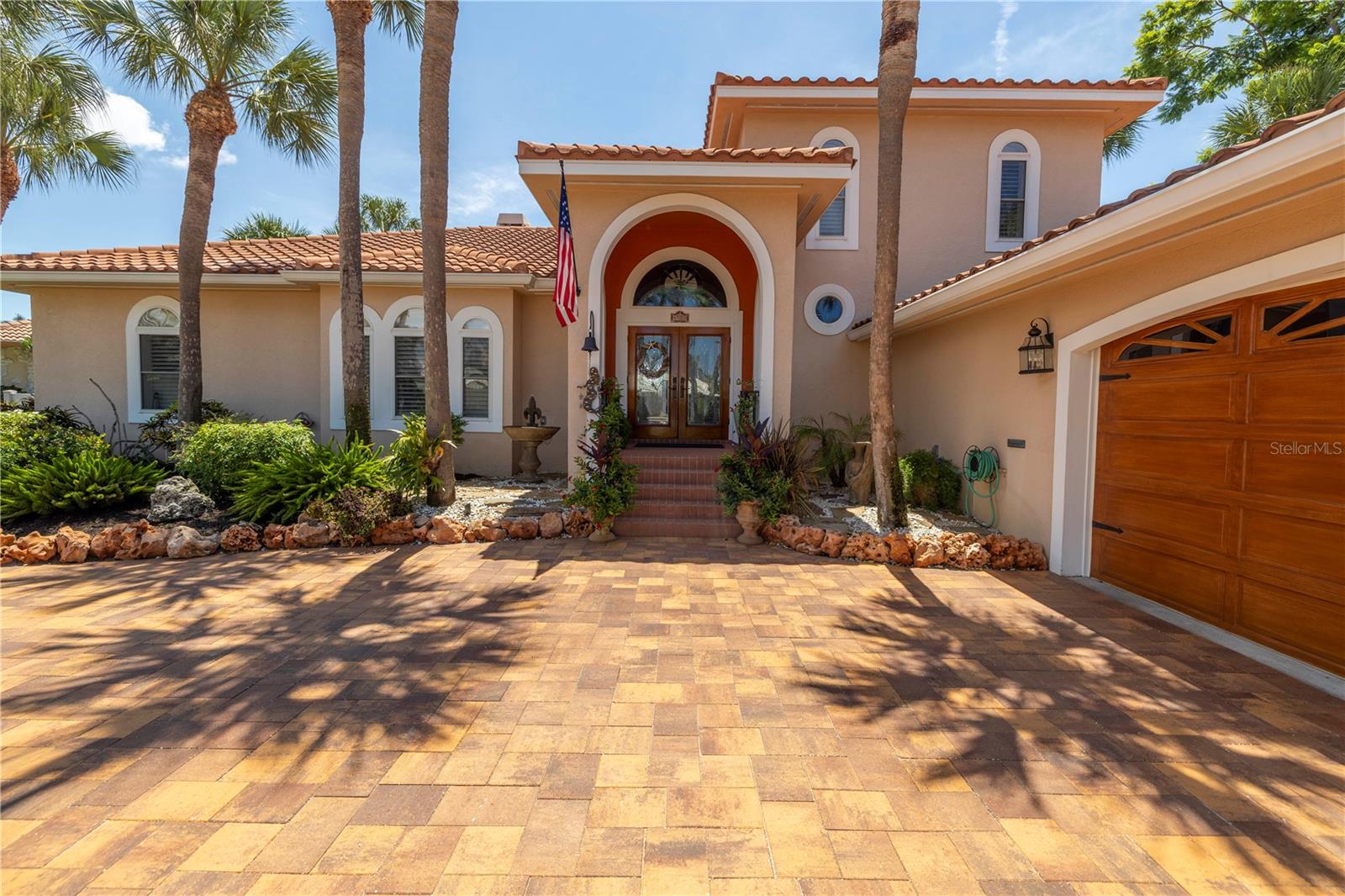 BAYWAY ISLES - Residential