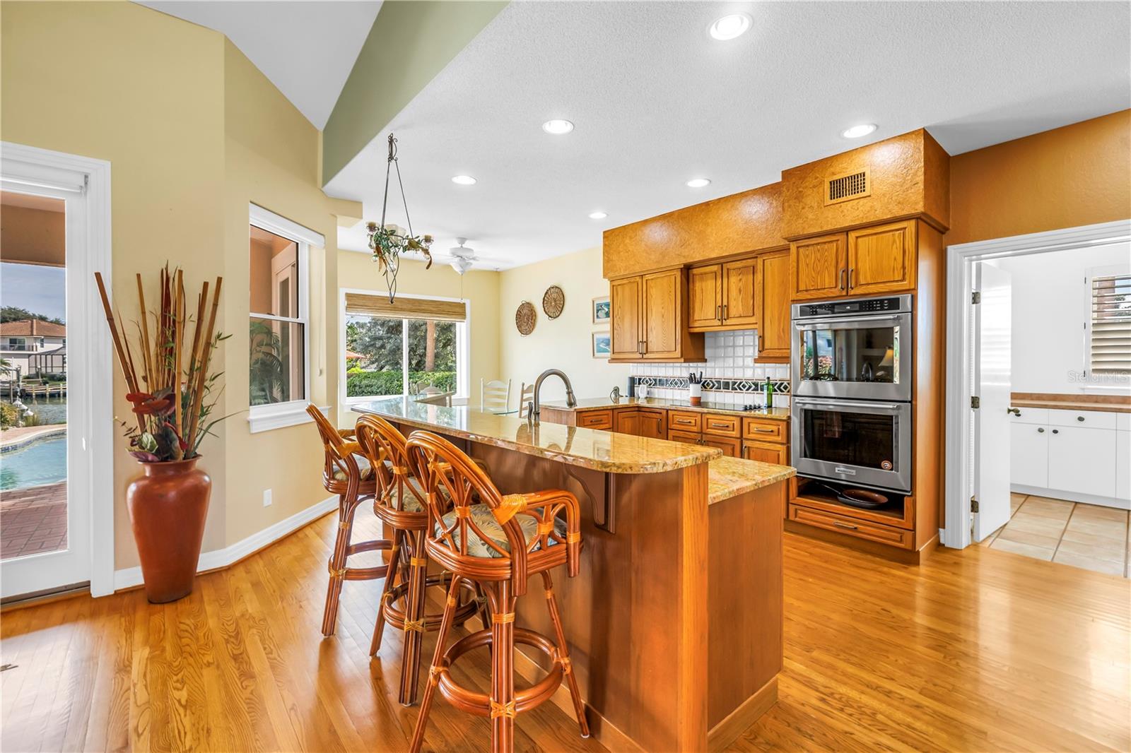 BAYWAY ISLES - Residential