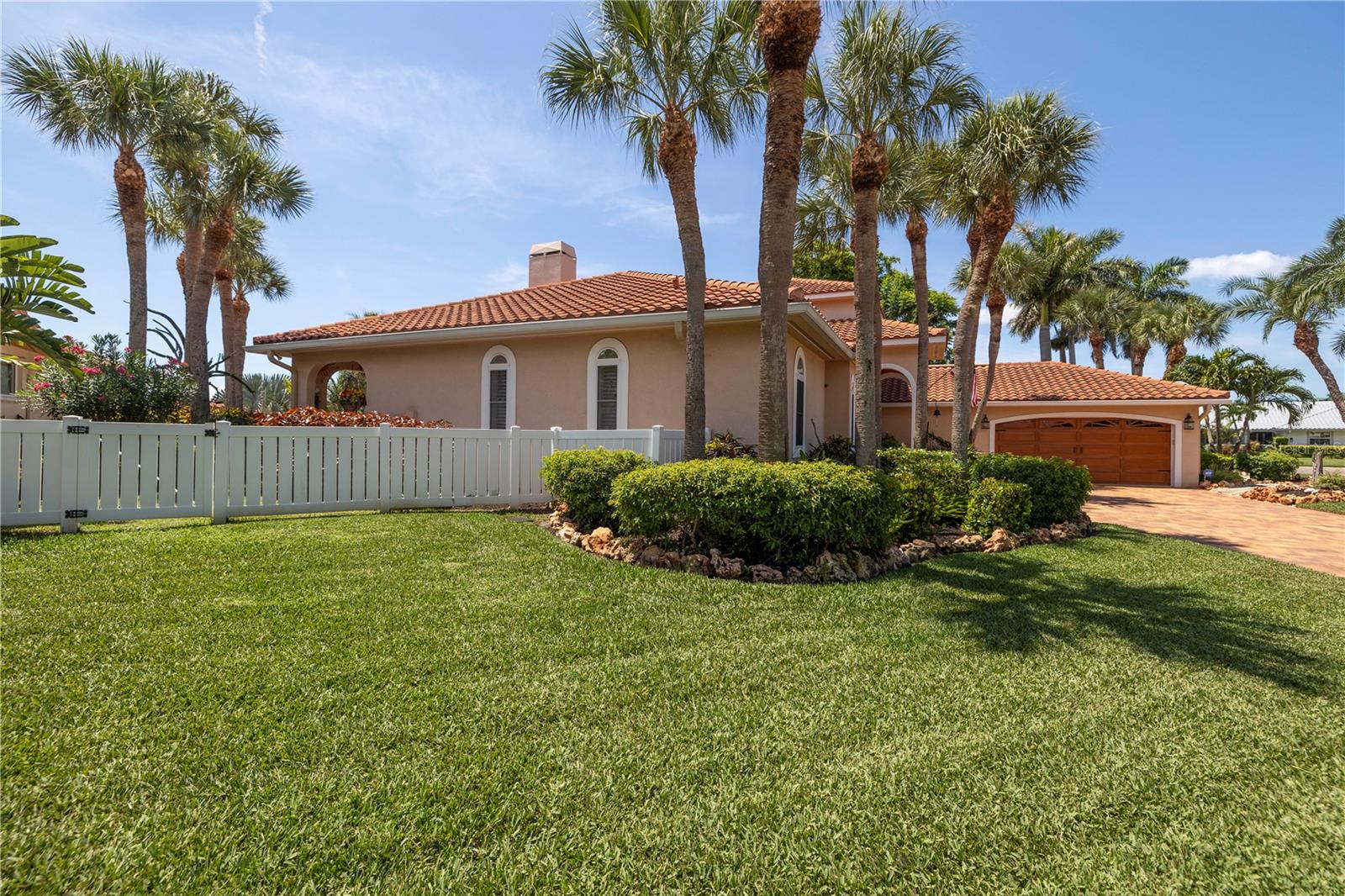 BAYWAY ISLES - Residential