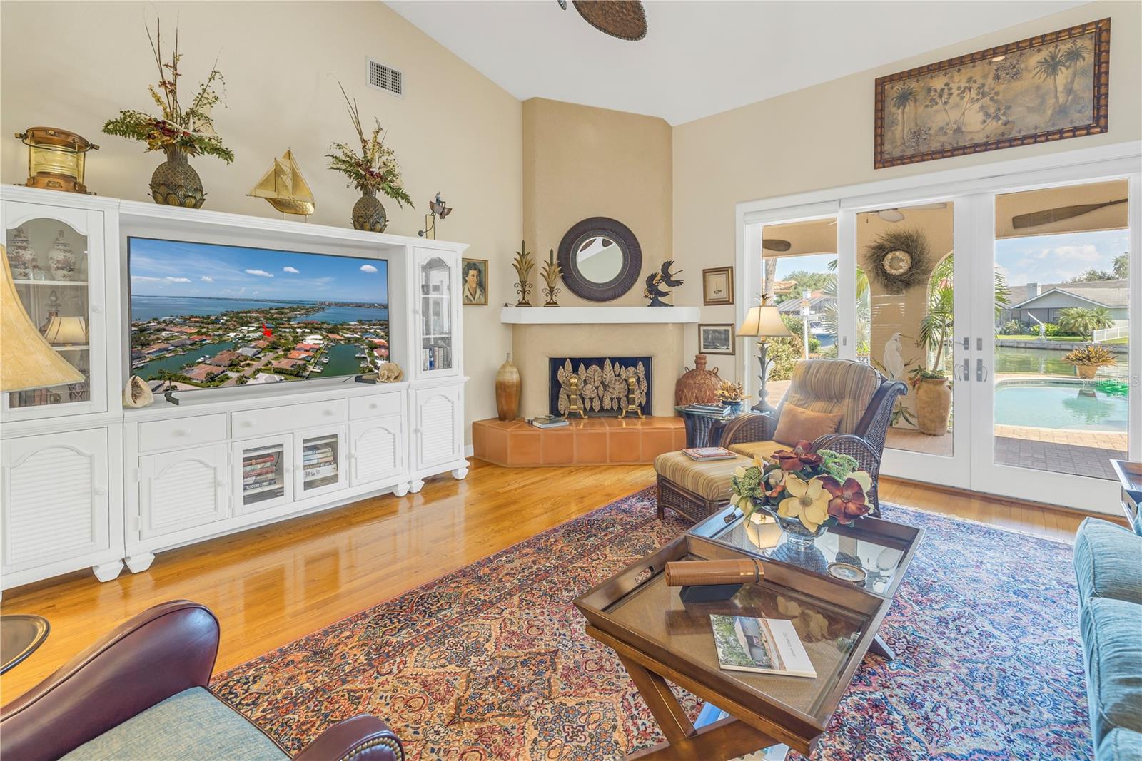 BAYWAY ISLES - Residential