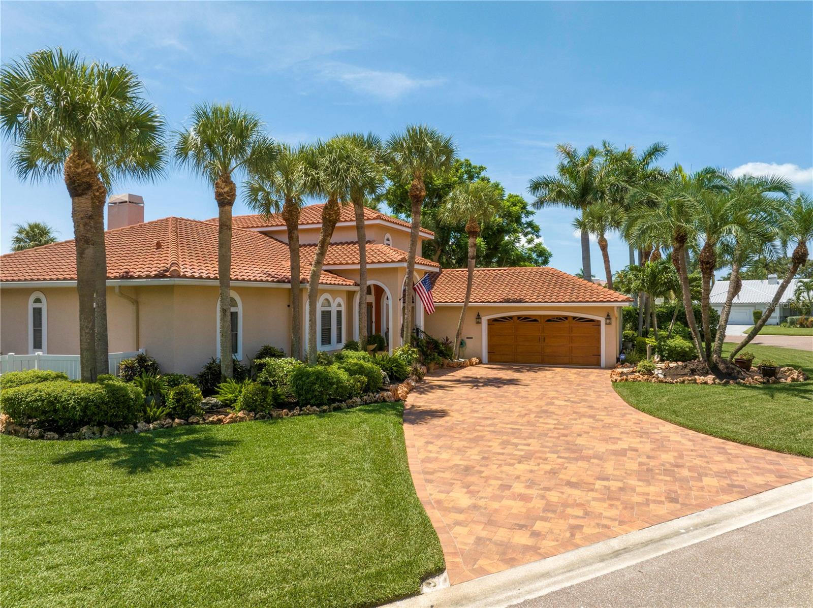 BAYWAY ISLES - Residential