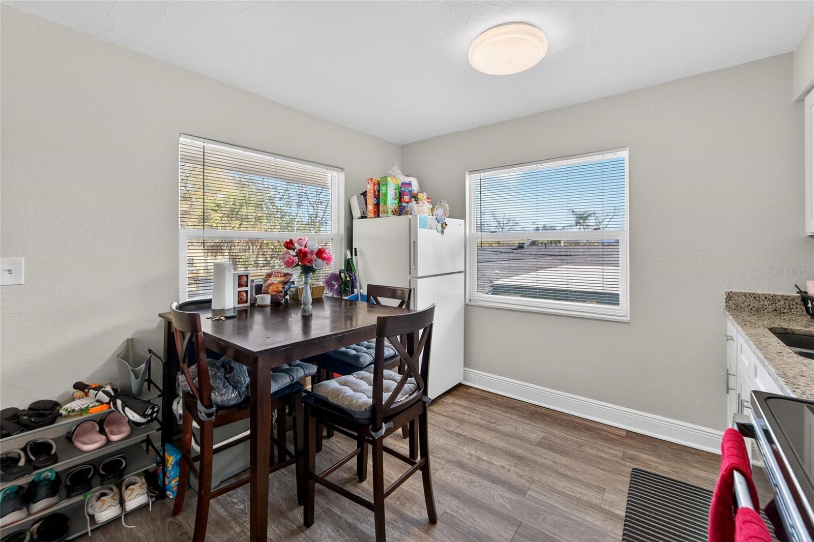 SCHOOLEYS HOMEVILLE - Residential Income