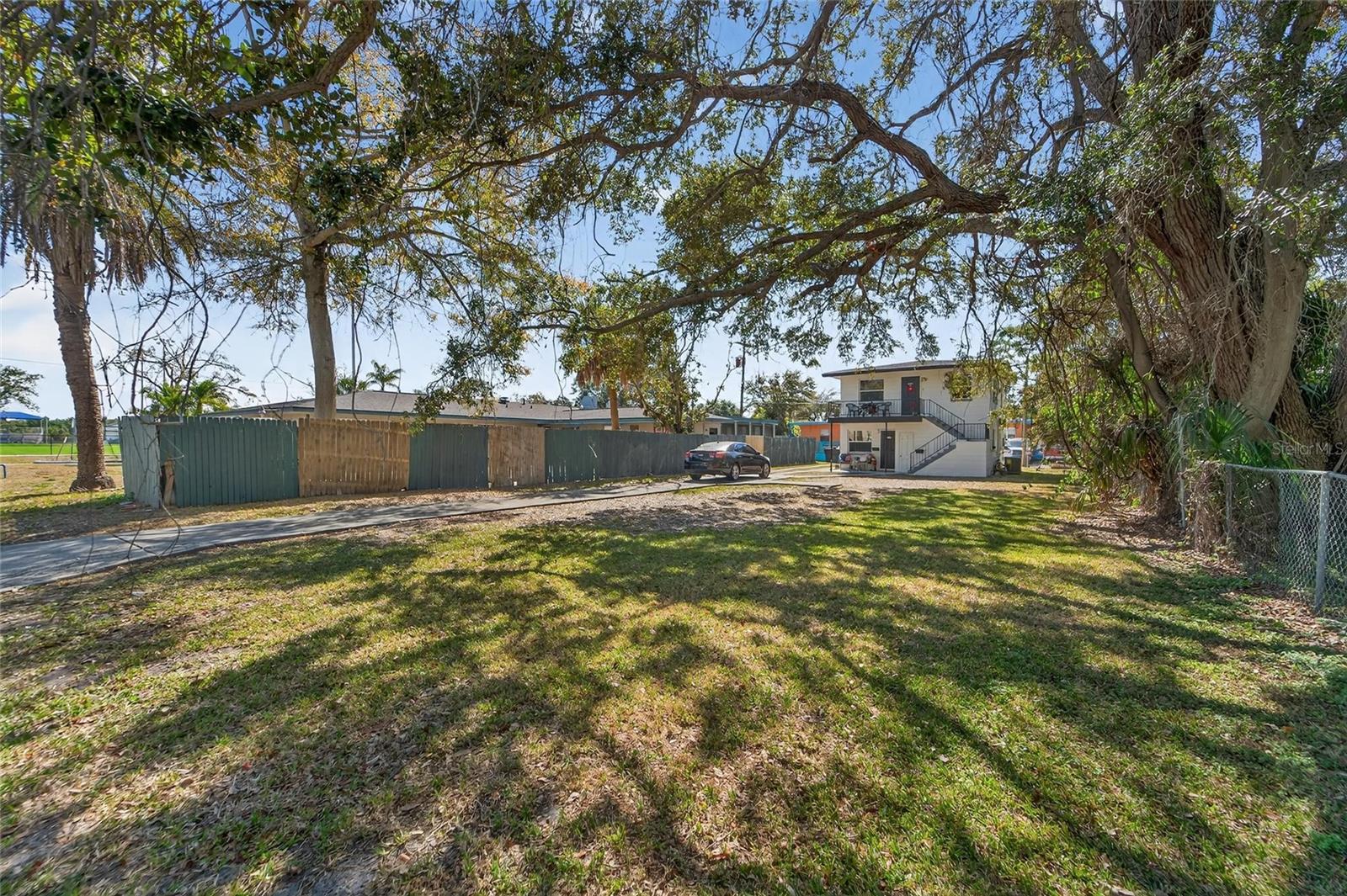 SCHOOLEYS HOMEVILLE - Residential Income