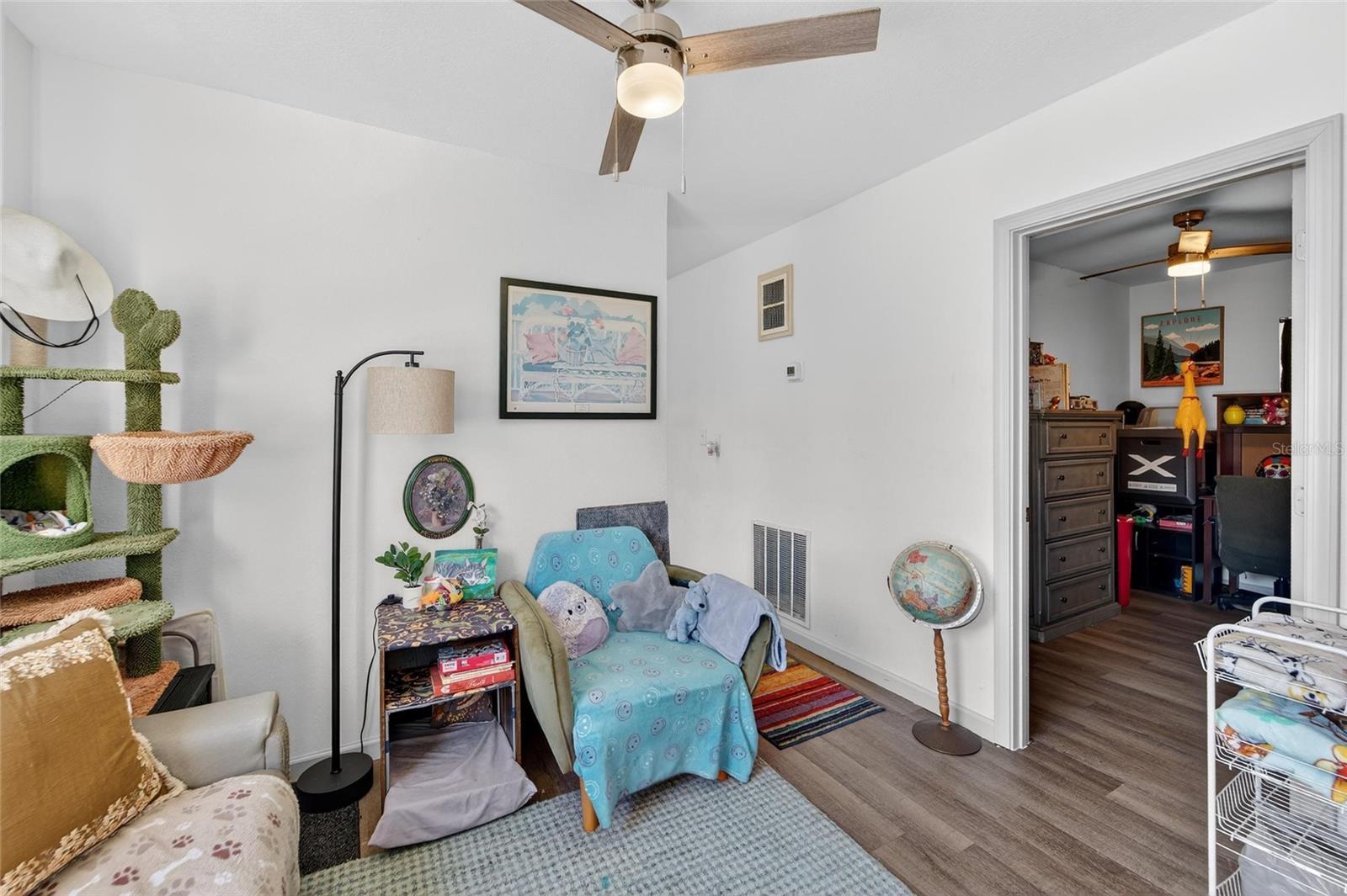 SCHOOLEYS HOMEVILLE - Residential Income