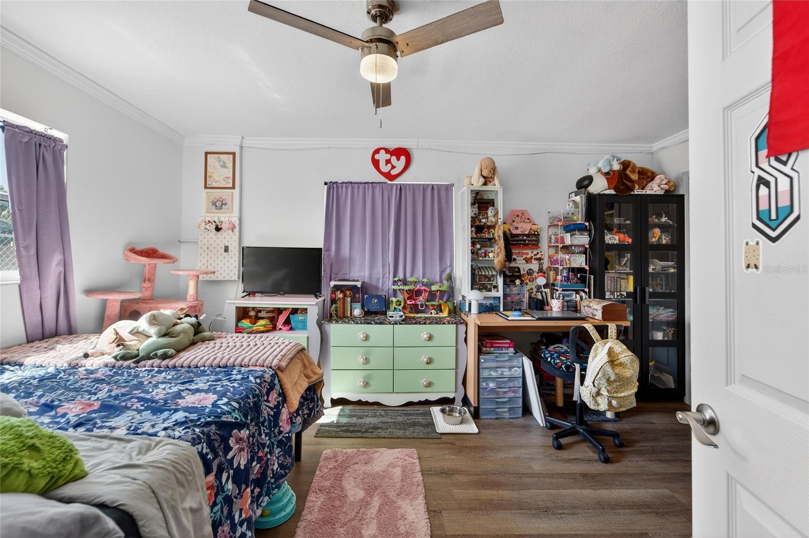 SCHOOLEYS HOMEVILLE - Residential Income