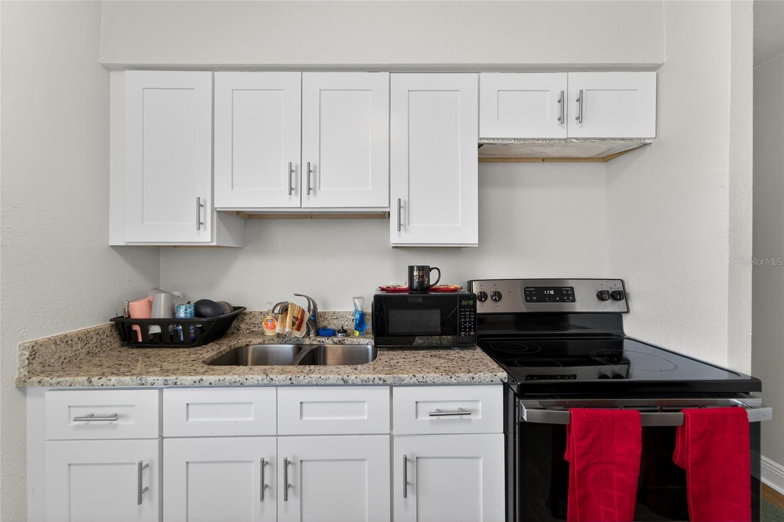 SCHOOLEYS HOMEVILLE - Residential Income