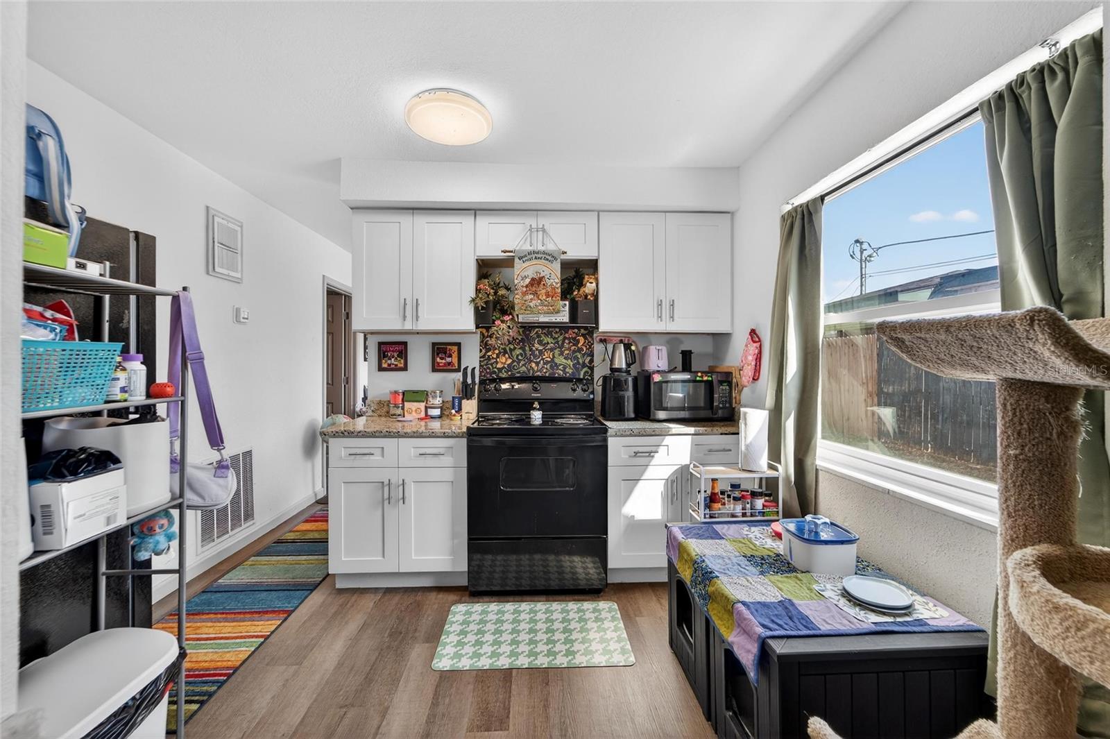 SCHOOLEYS HOMEVILLE - Residential Income