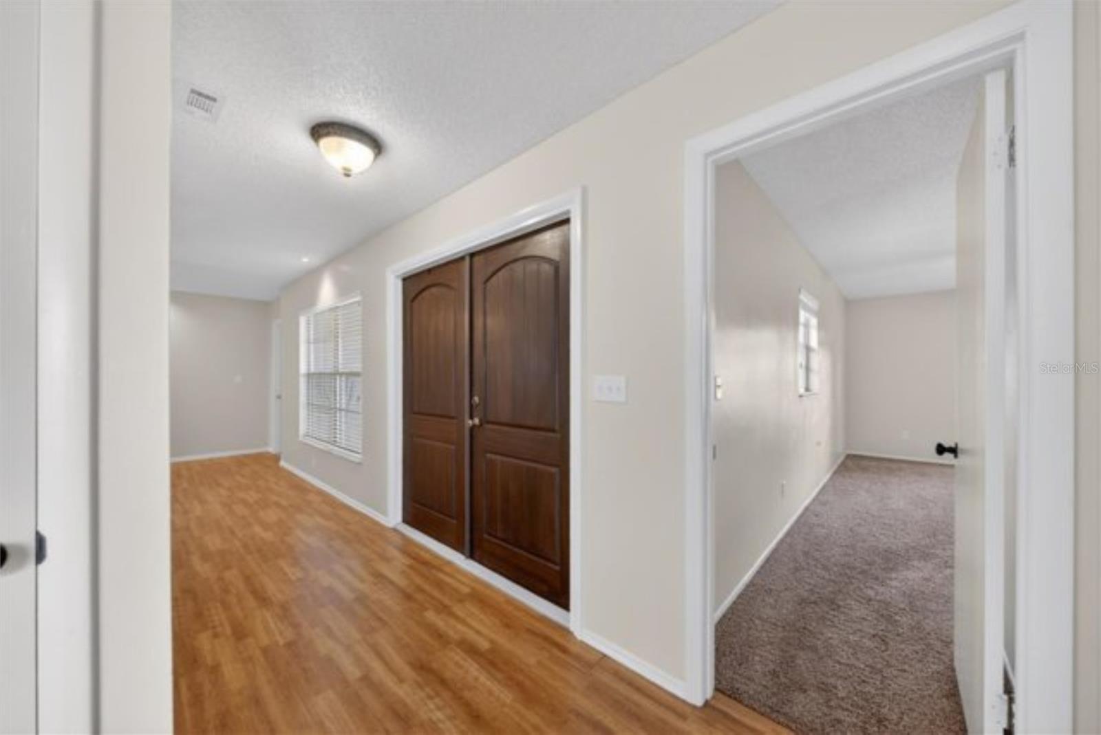 ROYAL PALMS - Residential