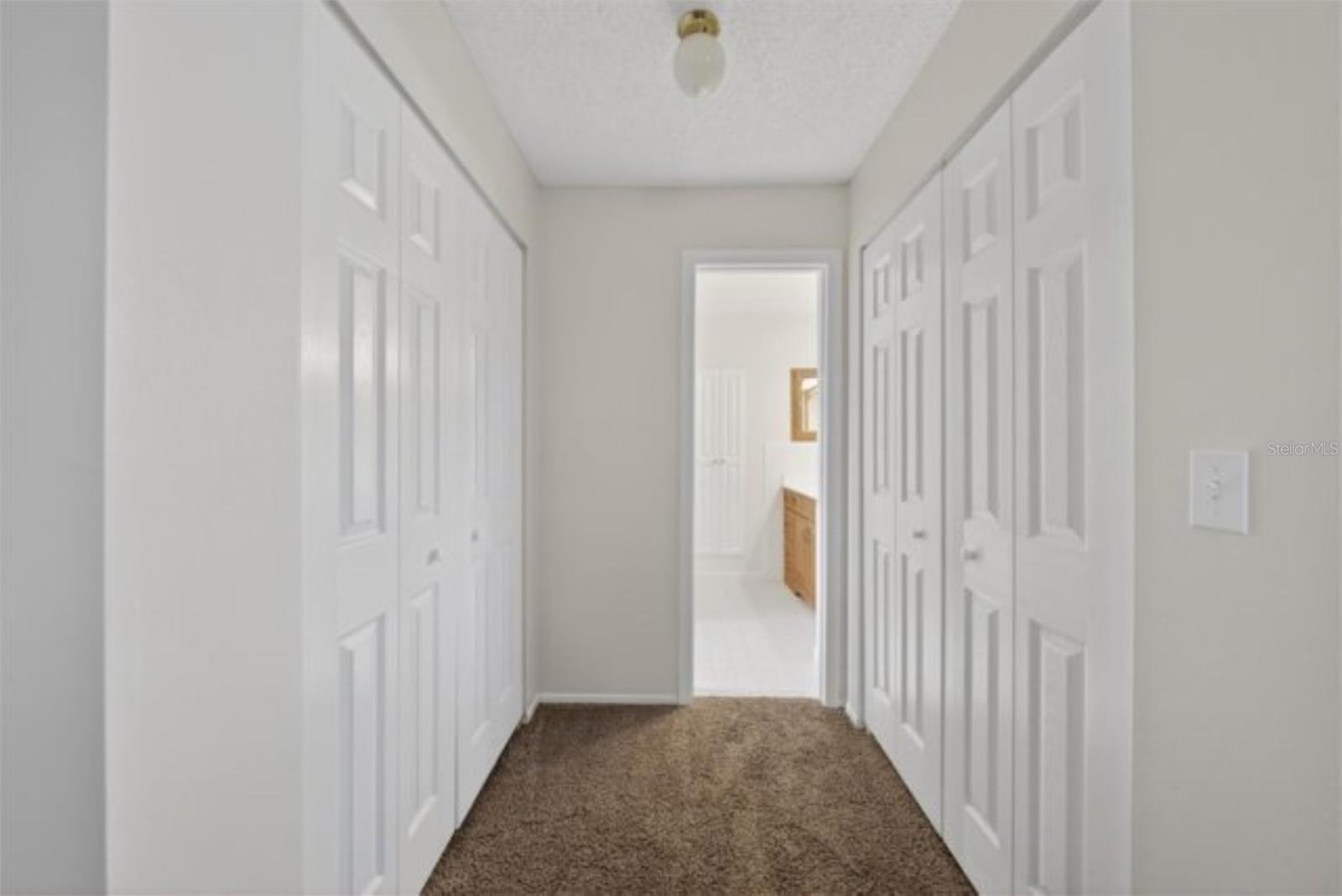 ROYAL PALMS - Residential