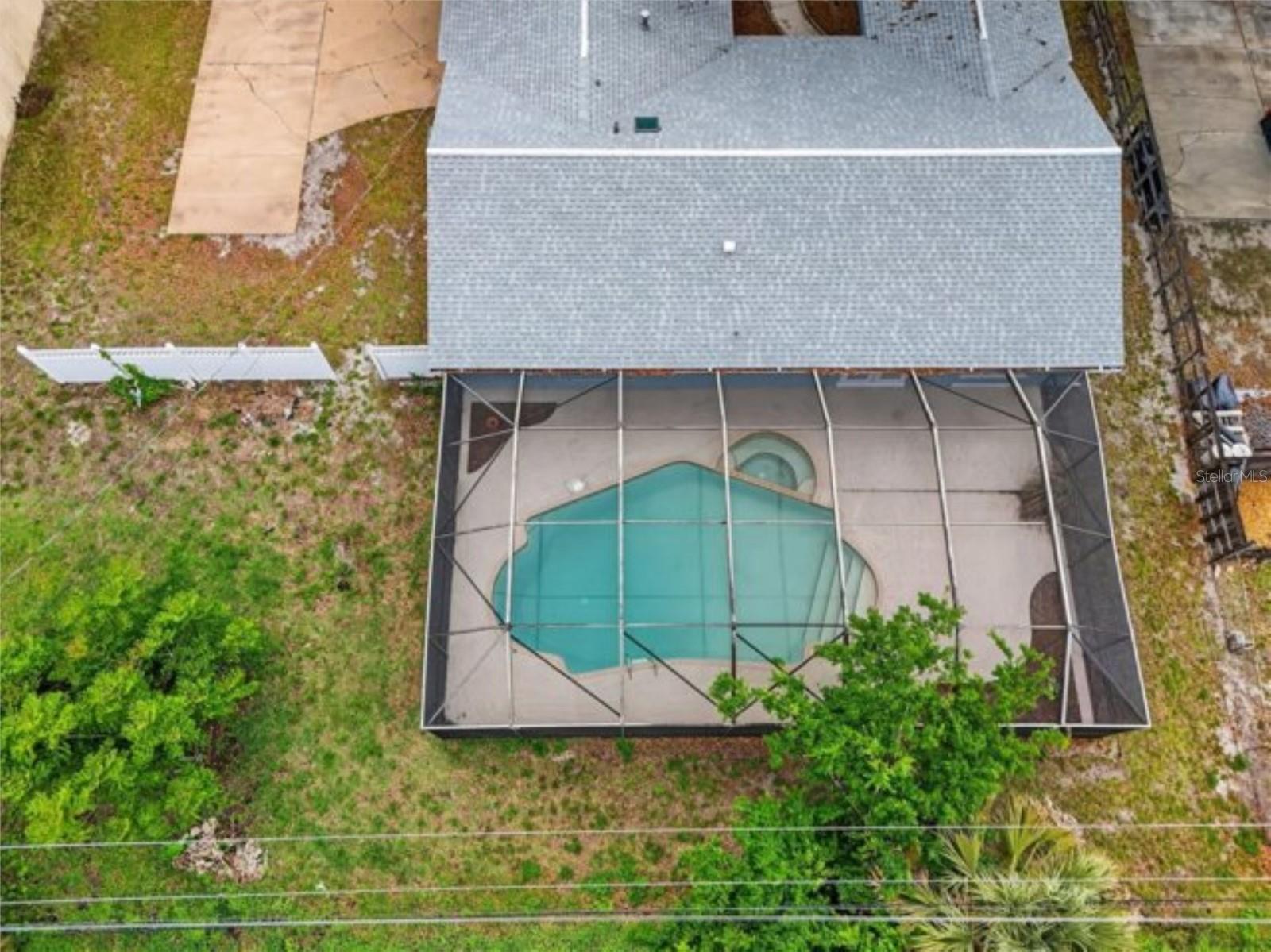 ROYAL PALMS - Residential