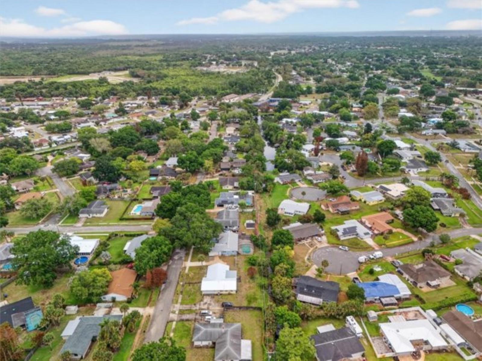 ROYAL PALMS - Residential