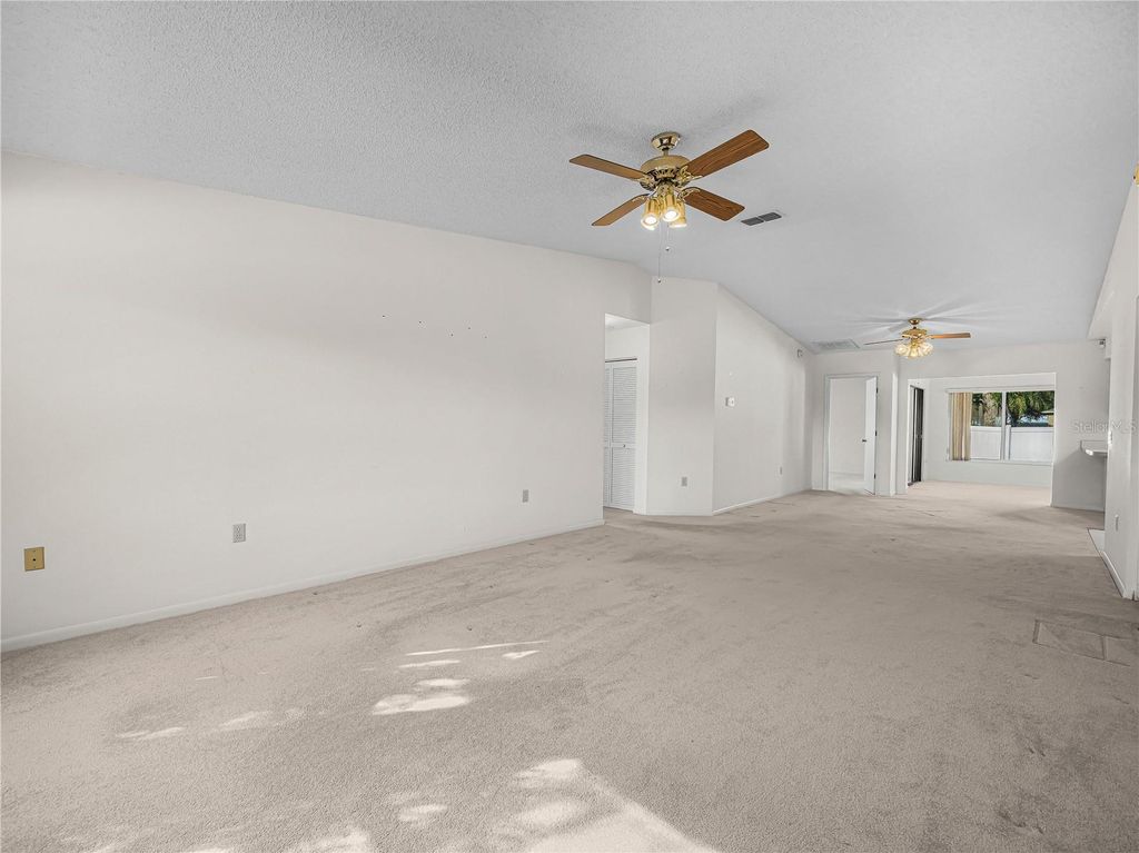 Photo of 1933 Prairie Dunes Circle N, Lakeland, FL 33810 (MLS # L4958091)