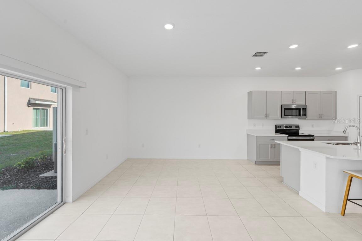 3339 WHOOPING CRANE DRIVE