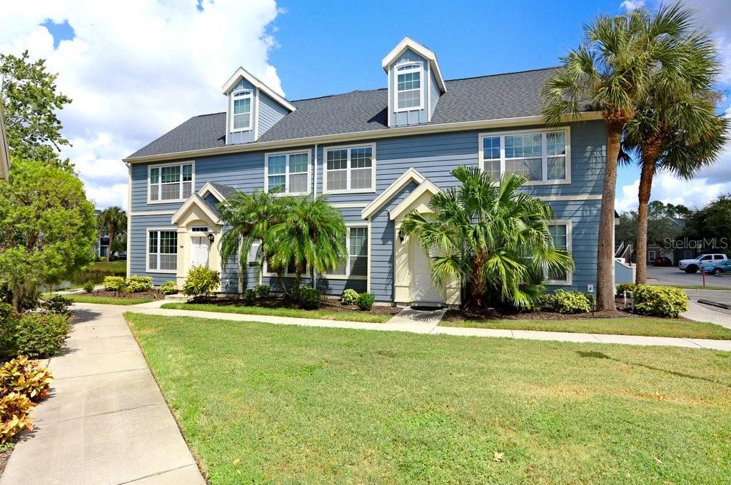 ADMIRALS WALK - Residential