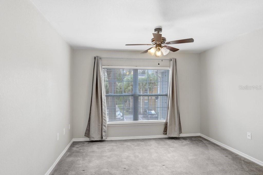 ADMIRALS WALK - Residential