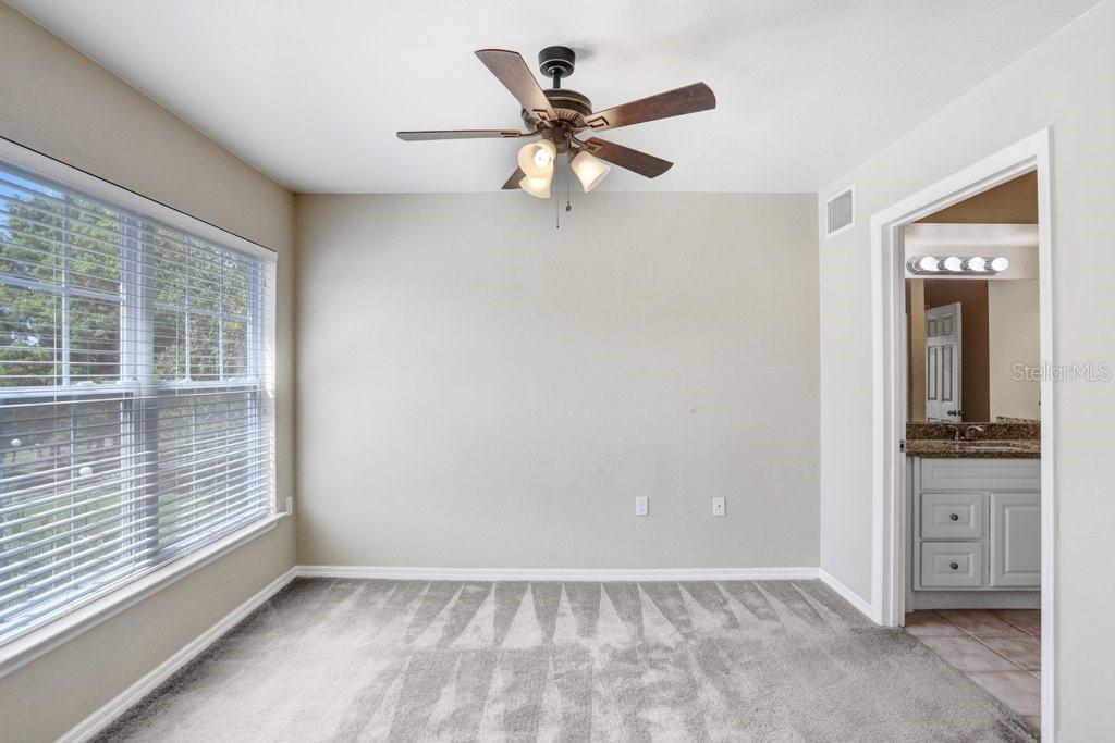 ADMIRALS WALK - Residential