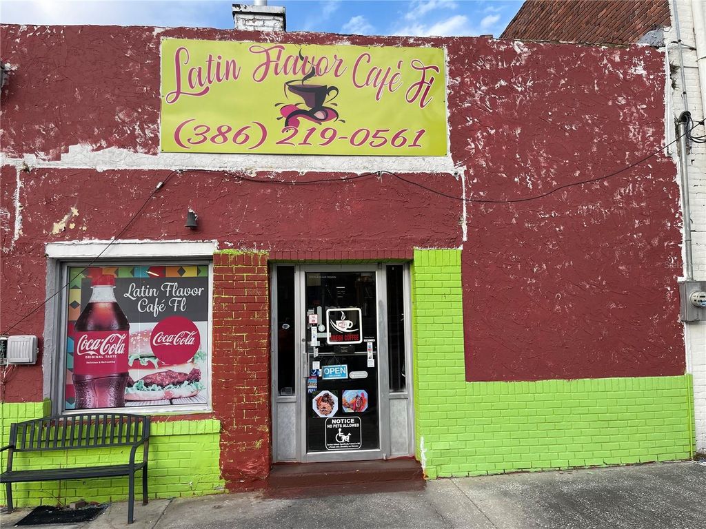 Photo of 111 W Howard Street, Live Oak, FL 32060 (MLS # GC537392)